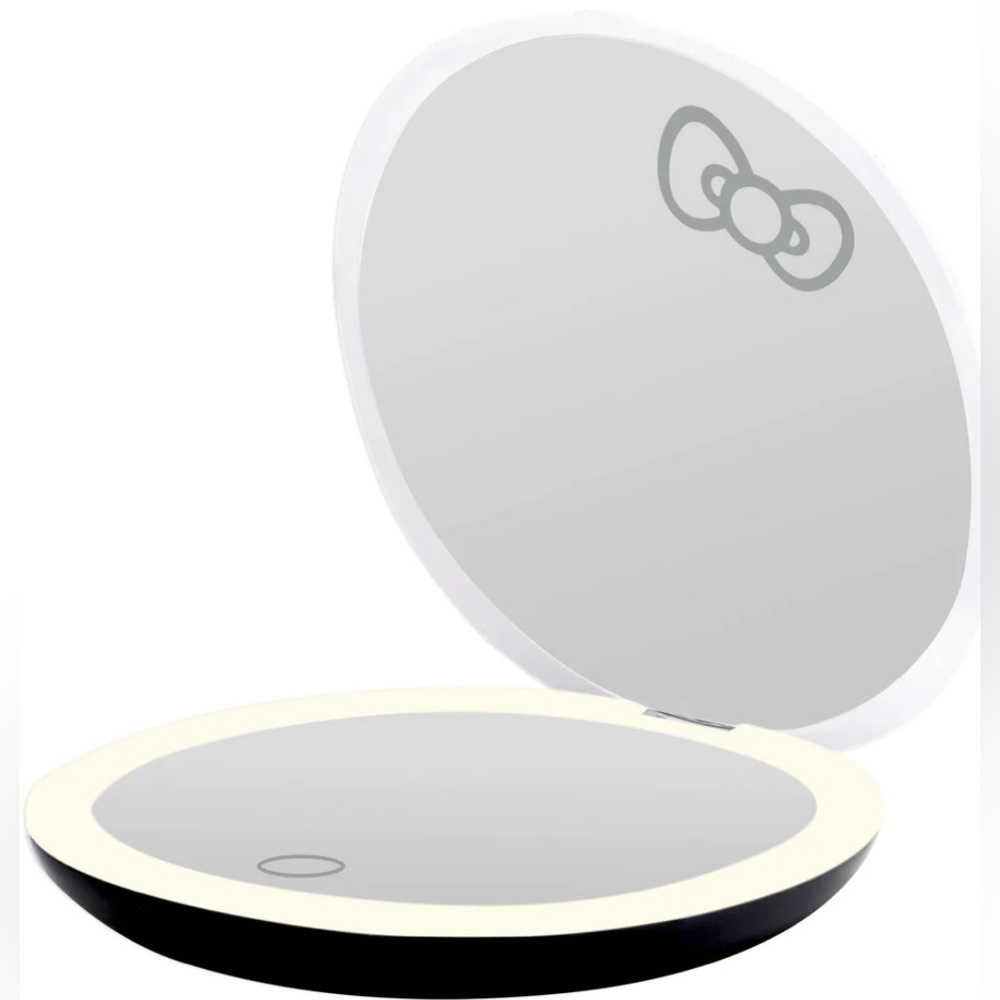 Impressions Vanity Hello Kitty Supercute Signature Print LED Compact Mirror - Picture 3 of 7